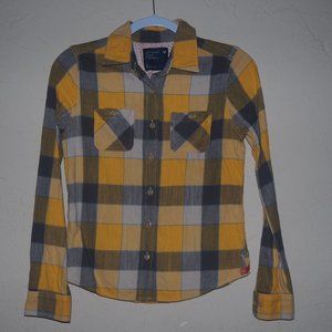A&E plaid flannel type shirt small